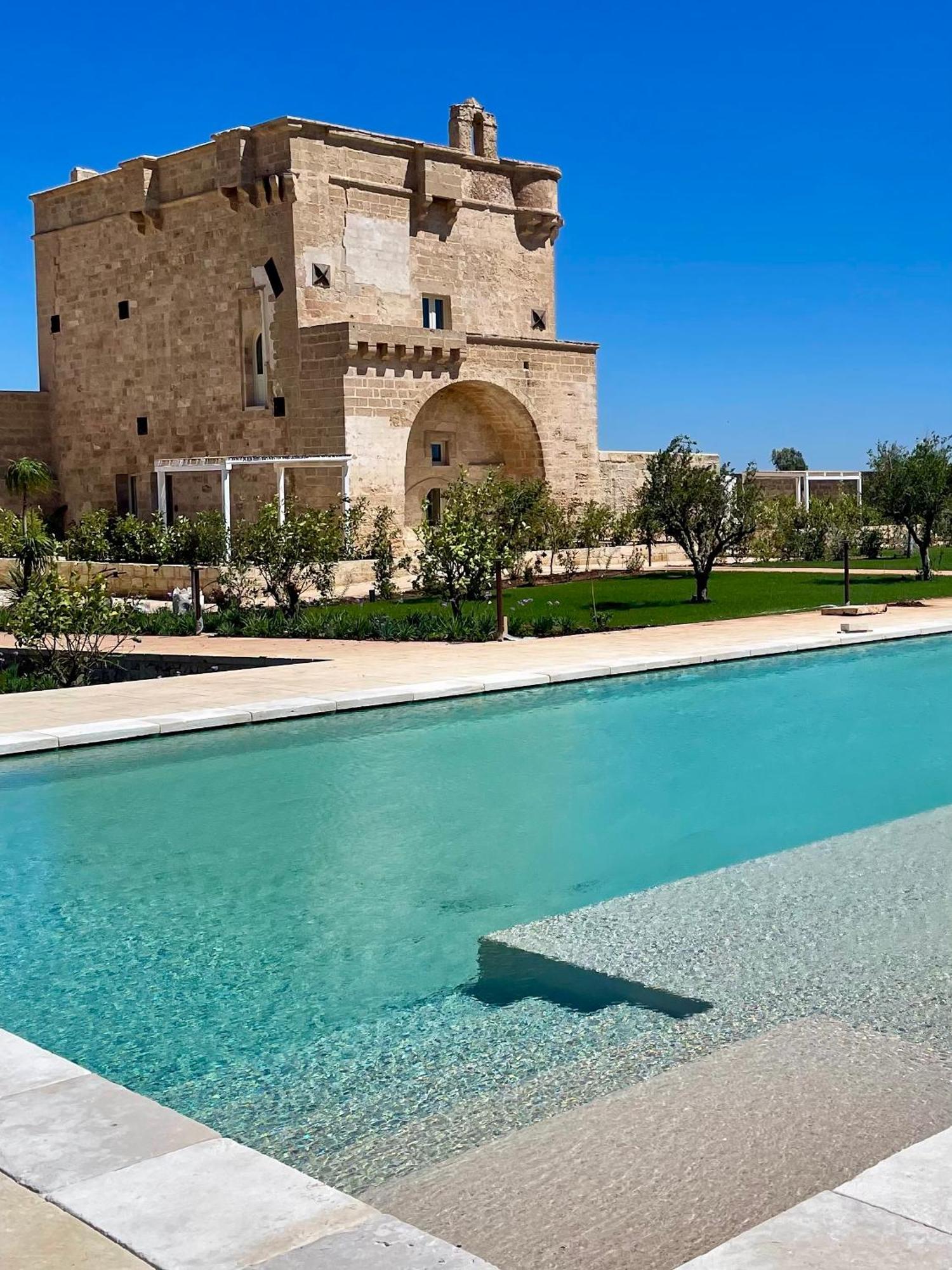 Masseria Donna Menga - The Leading Hotels Of The World Torre Lapillo Exterior photo