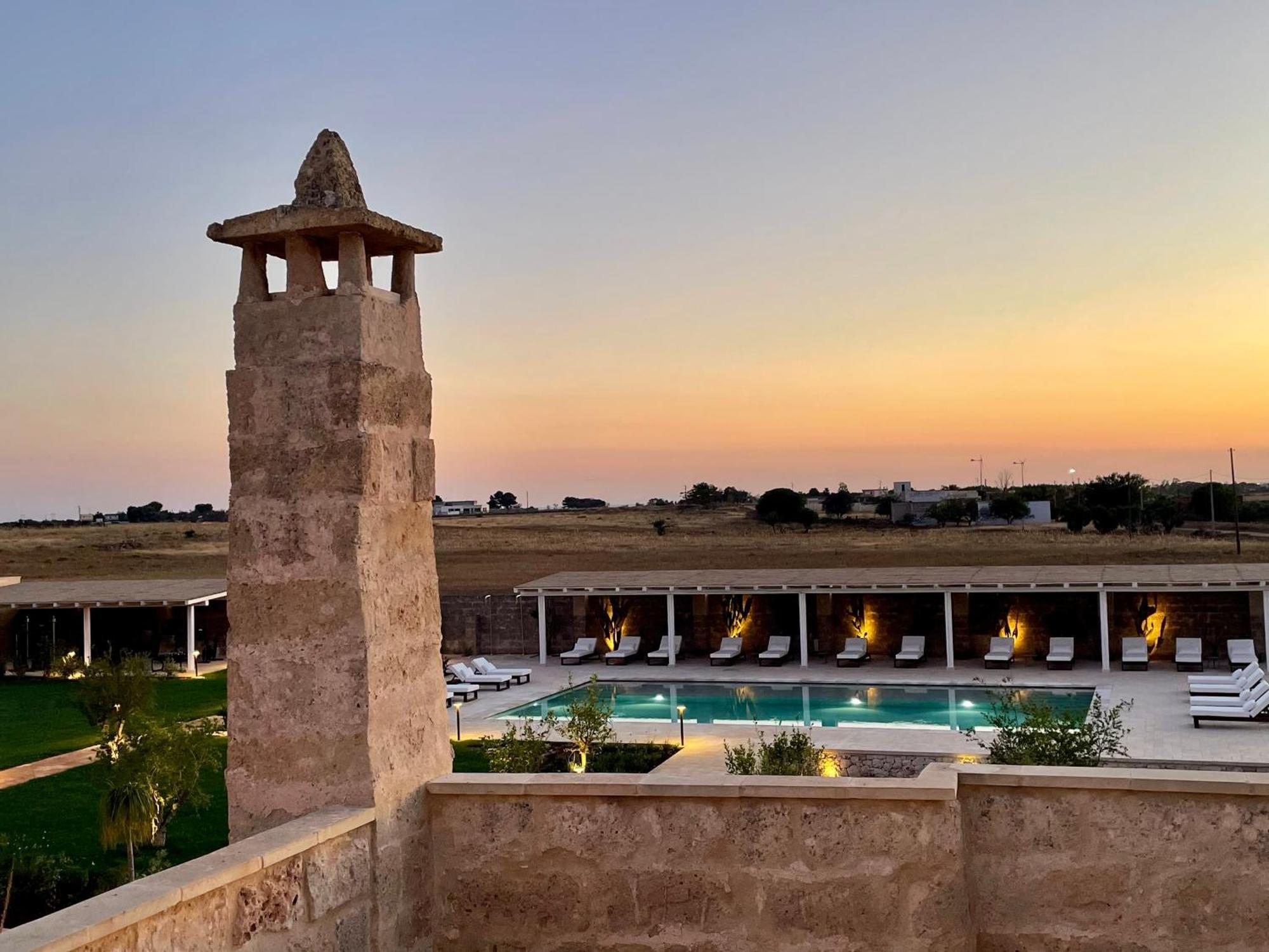 Masseria Donna Menga - The Leading Hotels Of The World Torre Lapillo Exterior photo