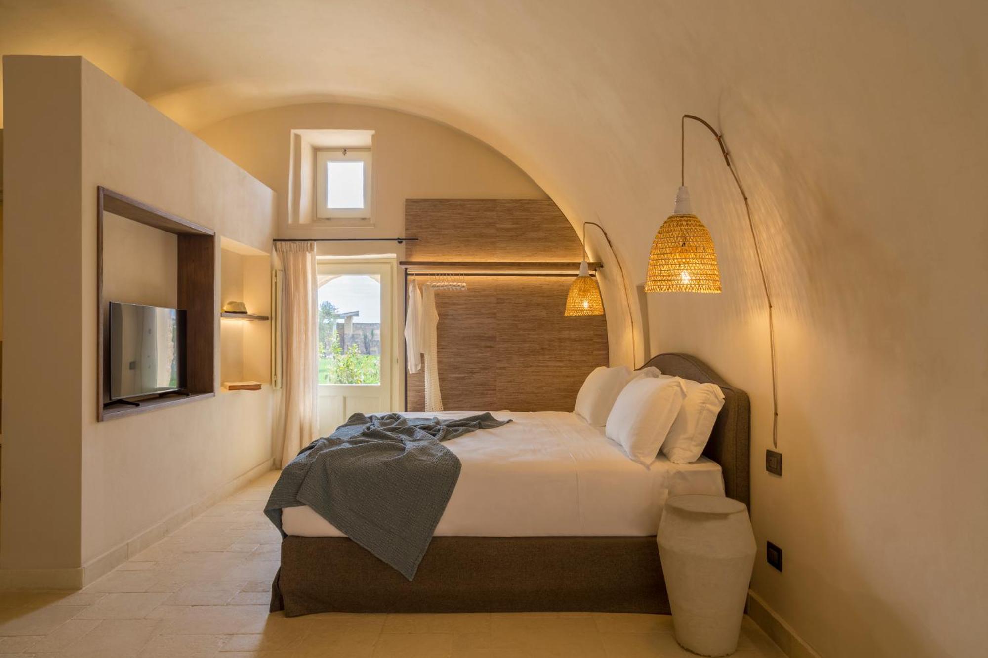 Masseria Donna Menga - The Leading Hotels Of The World Torre Lapillo Exterior photo