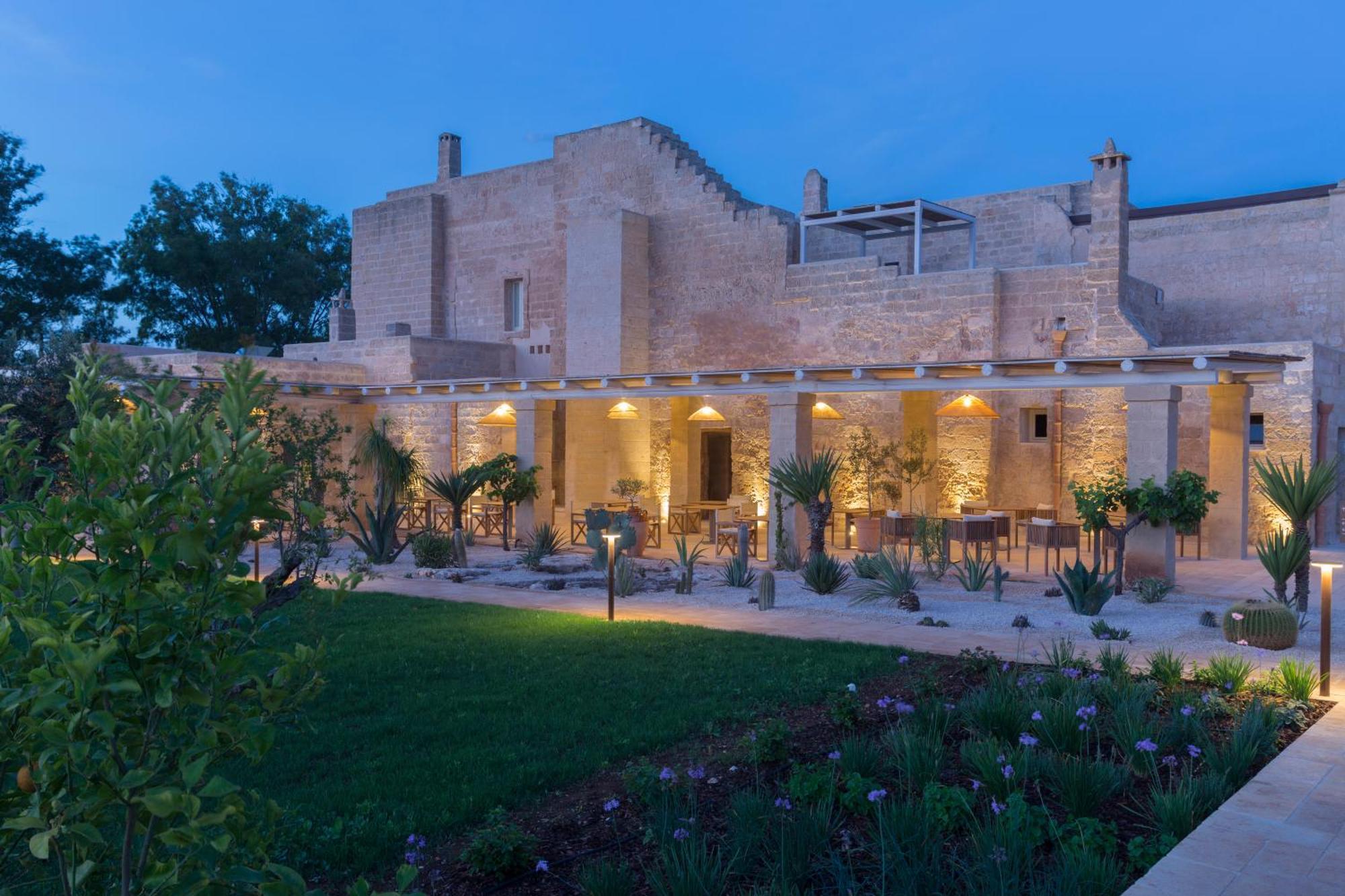 Masseria Donna Menga - The Leading Hotels Of The World Torre Lapillo Exterior photo