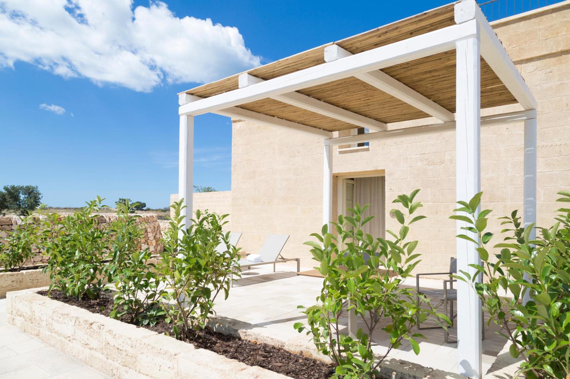 Masseria Donna Menga - The Leading Hotels Of The World Torre Lapillo Exterior photo